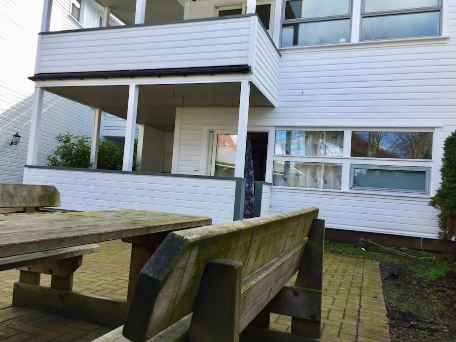 Spacious Waterfront Apartment With Free Parking - Upgraded 2024 スタヴァンゲル エクステリア 写真