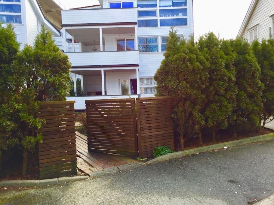 Spacious Waterfront Apartment With Free Parking - Upgraded 2024 スタヴァンゲル エクステリア 写真